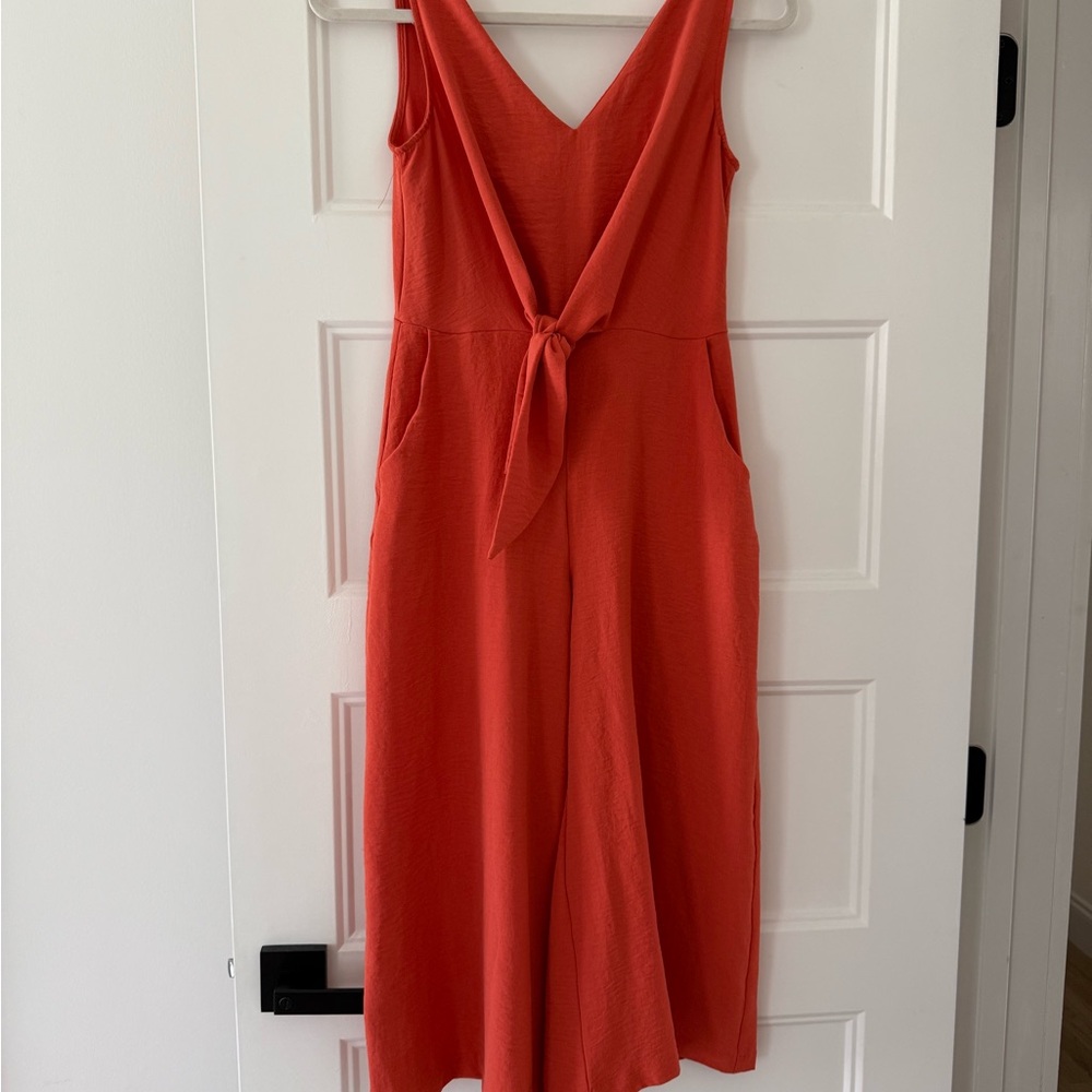 Elegant Sleeveless Romper Orange